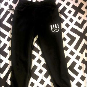 Nike Sweat Pants (boys)